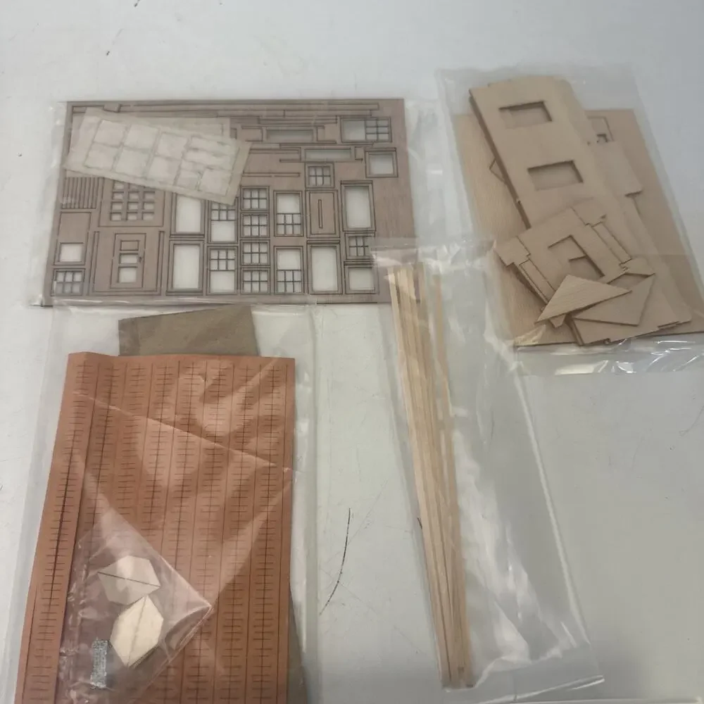 Banta ModelWorks 2082 HO Scale C&O Standard Depot (Laser Cut Wood Kit)